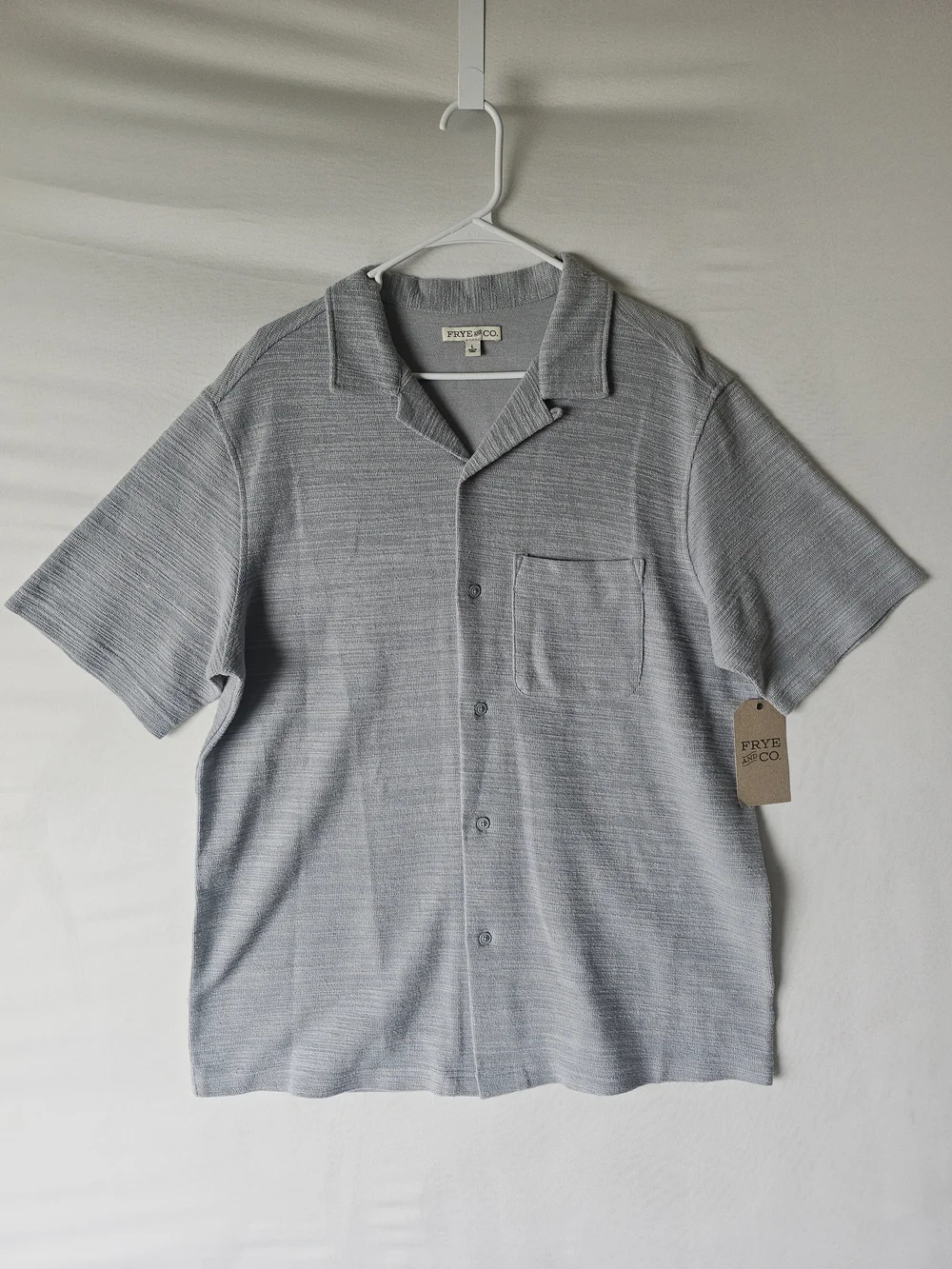NWT Frye & Co. Men's Short Sleeve Camp Button Up Shirt - Grey